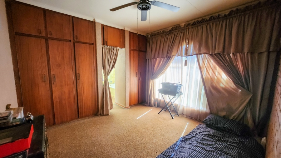 3 Bedroom Property for Sale in La Hoff North West